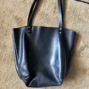 Portland Leather Black Medium Tote